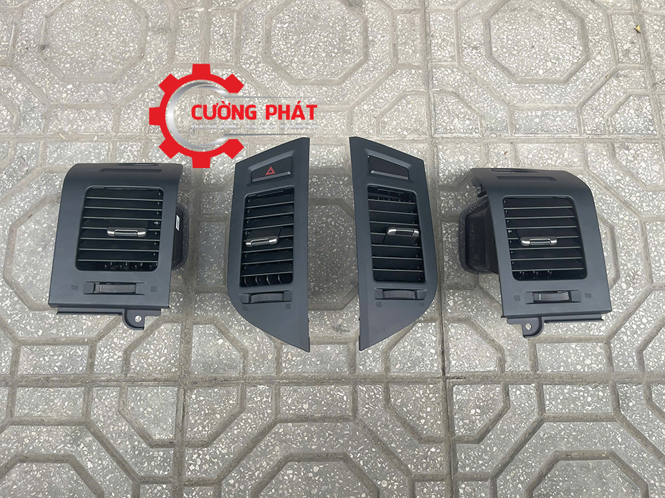 Hình ảnh cửa gió điều hòa taplo V93 chính hãng