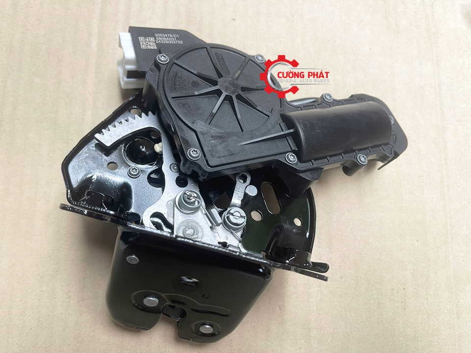 Hình ảnh ổ khóa ngậm cửa hậu Xforce chính hãng