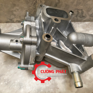 Hình ảnh bơm nước Triton, Sport 4N15 chính hãng