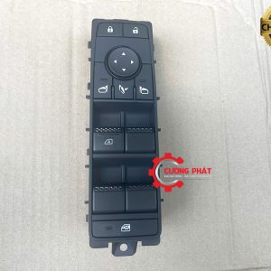 Hình ảnh công tắc tổng lên kính Xforce chính hãng