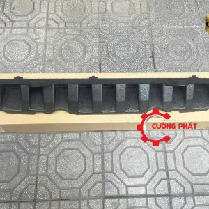 Ốp dưới cản trước Triton 2025-2026 chính hãng