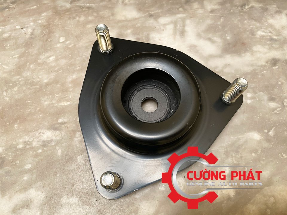 Góc chụp cận cảnh bát bèo trước Xpander, Outlander Sport