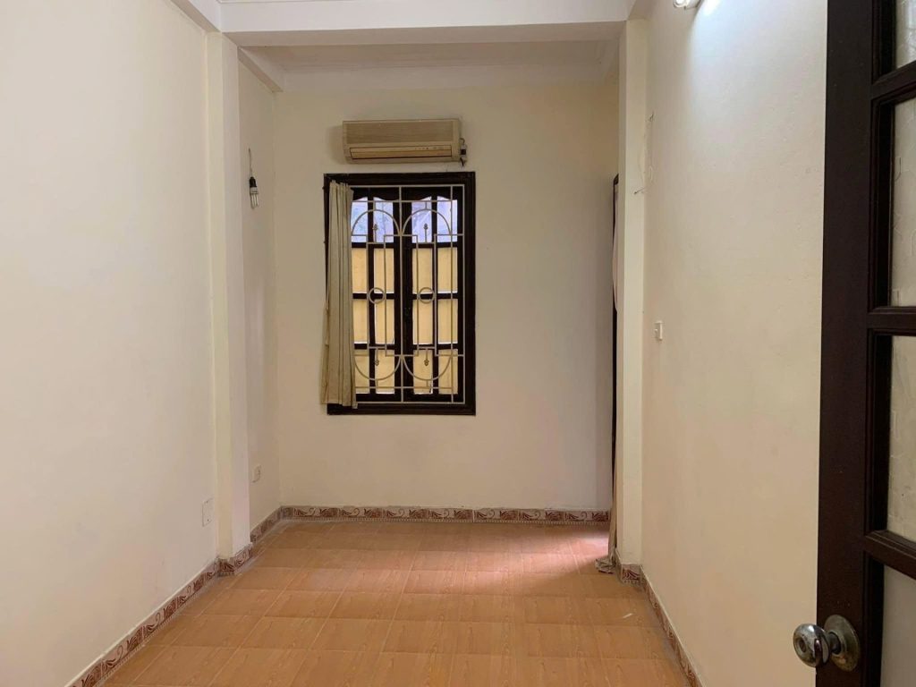 Nhà riêng 40m2 – 2 ngủ – ngõ 285 Đội Cấn (ctvo) - ảnh 5