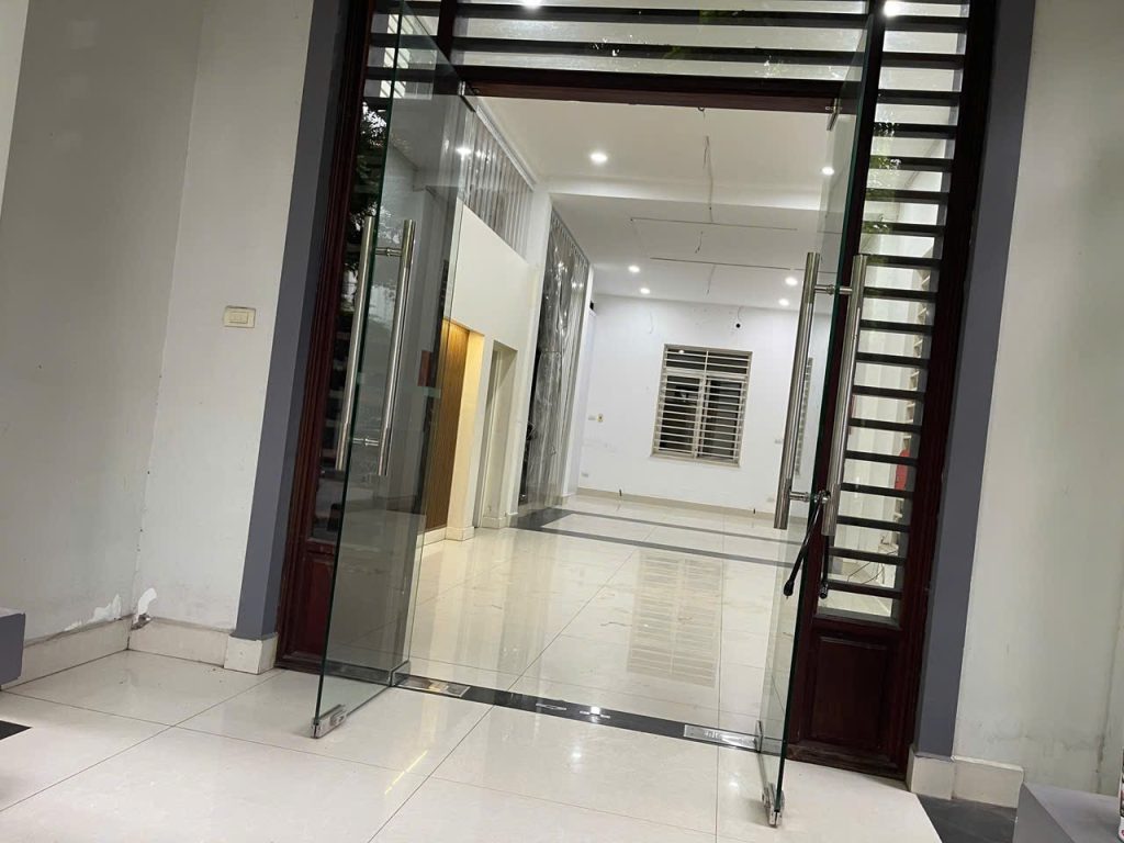Cho thuê mặt phố Cao Xuân Huy 180m2 x 4t, gara ô tô, kinh doanh cực đỉnh ( CTV 5678 ) - ảnh 6