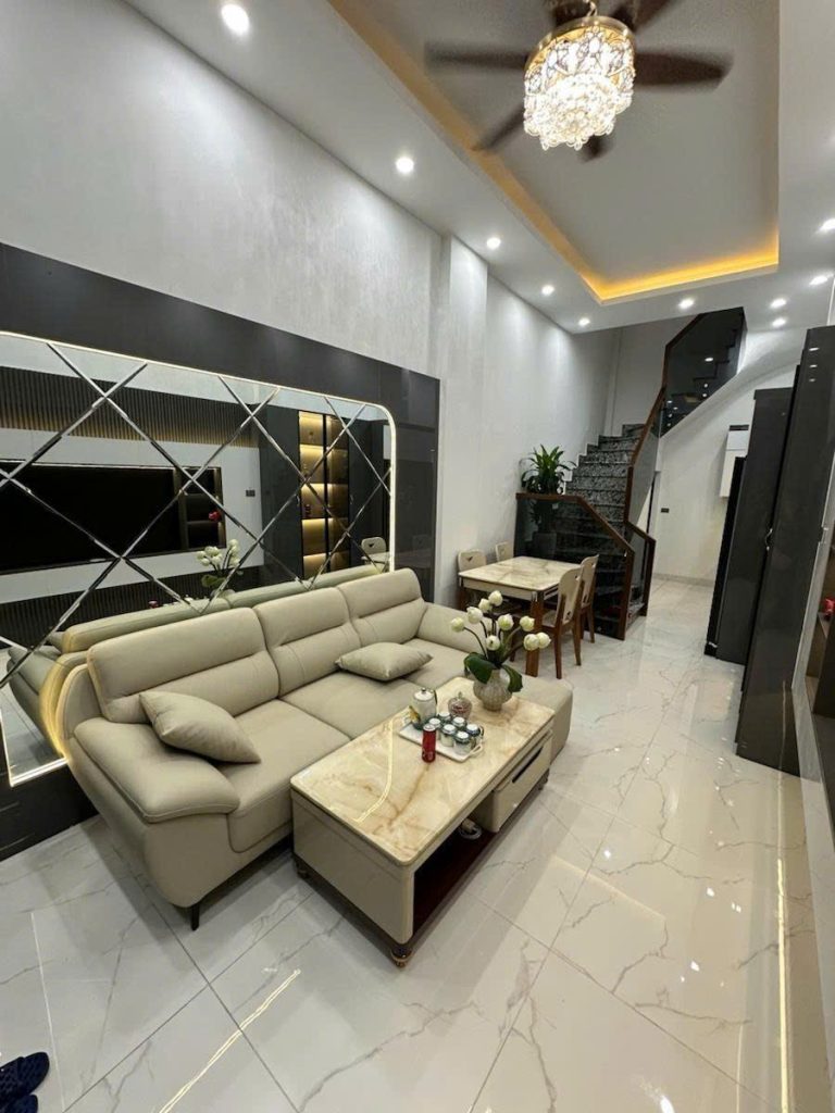 Nhà riêng 30m2 – 3 ngủ – Bạch Mai (ctv8866)
