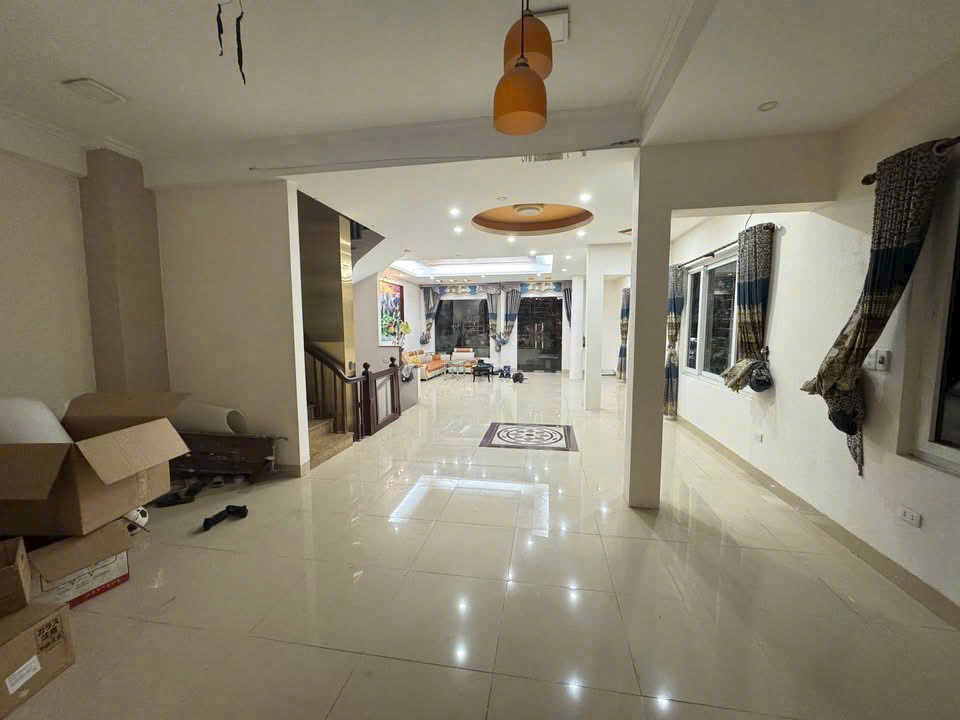 MBKD – VĂN PHÒNG 180M2 -THÔNG SÀN – 192 LÊ TRỌNG TẤN (ctv6886)