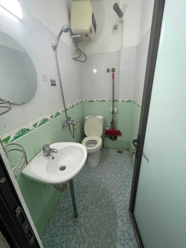 Nhà riêng 35m2 – 4 ngủ – Ngõ 207 Bùi Xương Trạch 11tr/1th (ctv6372) - ảnh 7
