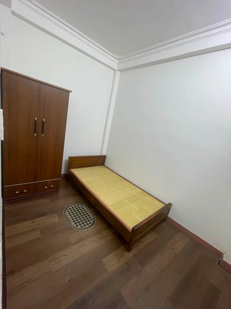 Nhà riêng 35m2 – 4 ngủ – Ngõ 207 Bùi Xương Trạch 11tr/1th (ctv6372) - ảnh 9