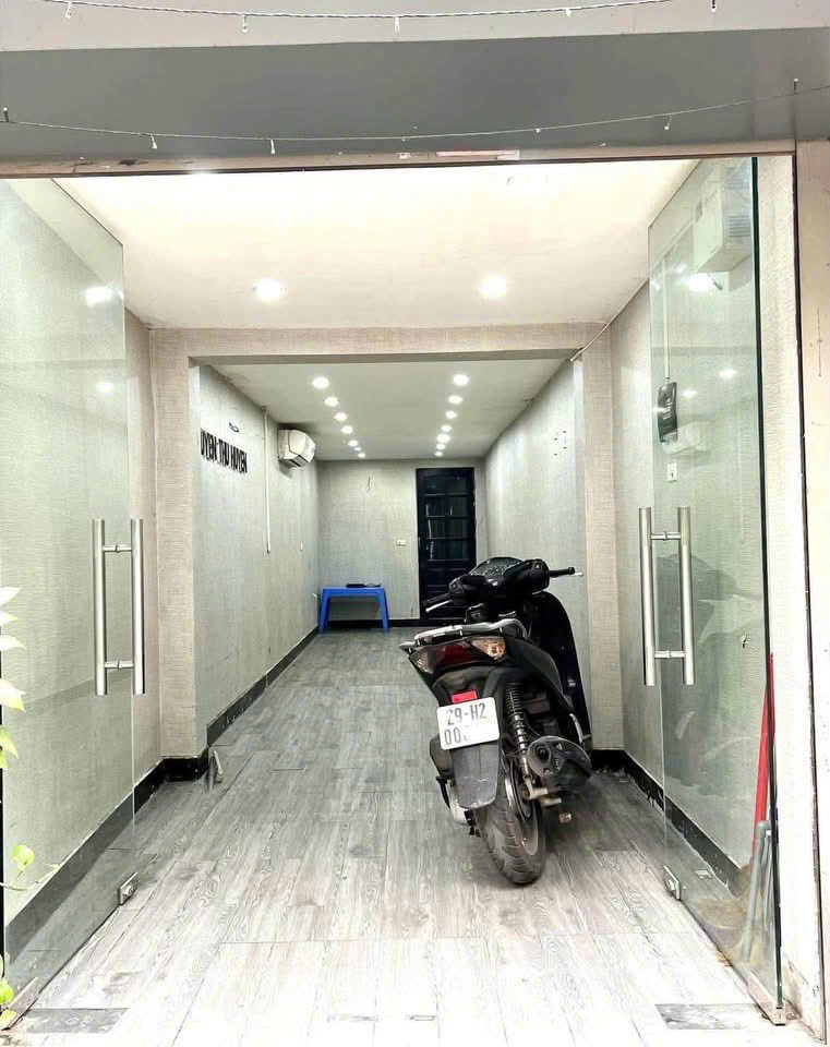 Nhà riêng 40m2 – 2 ngủ – ô tô tránh – Bạch Đằng 8.5tr/1th (ctv6372)