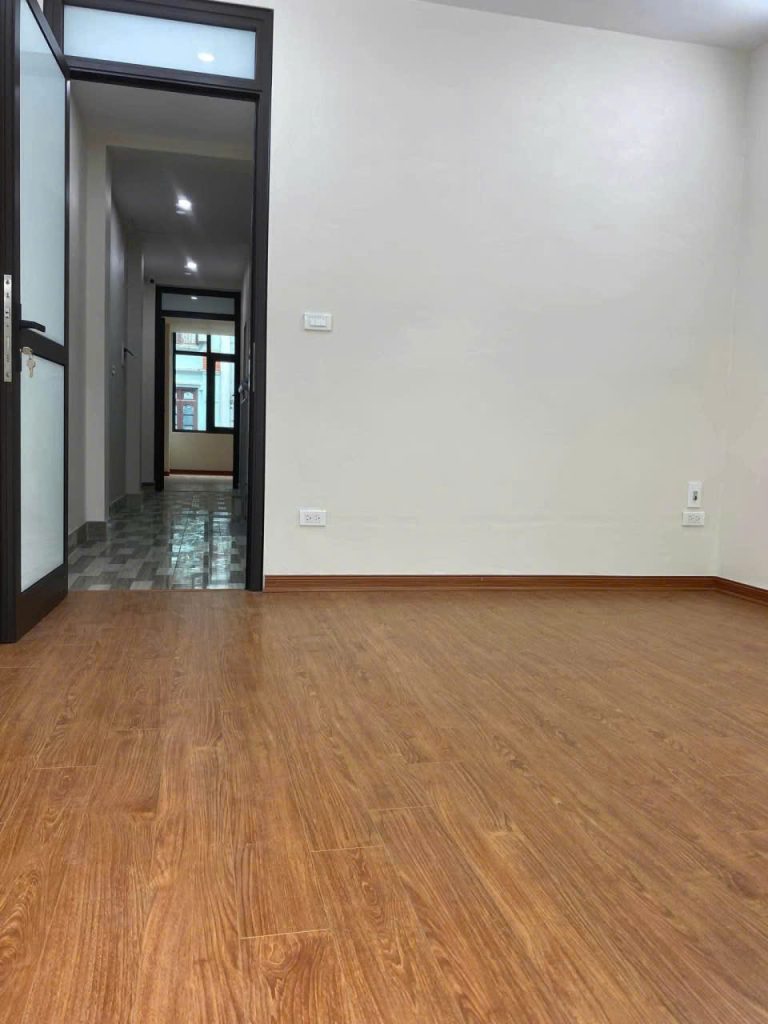 NHÀ RIÊNG MBKD 45M2 – MT 4M – 4 NGỦ – ngõ 180 Hoàng Quốc Việt CTVO - ảnh 6