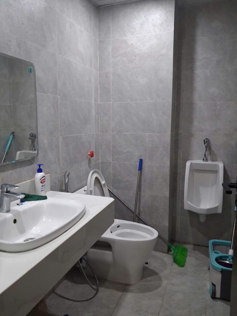 Tòa nhà văn phòng 150m2 – 9 tầng – thông sàn – Lạc Long Quân (ctv4985) - ảnh 5