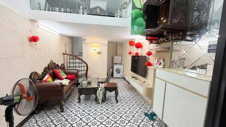 NHÀ RIÊNG 40M2 – 3PNKK – ngõ Thịnh Hào ll CTVO