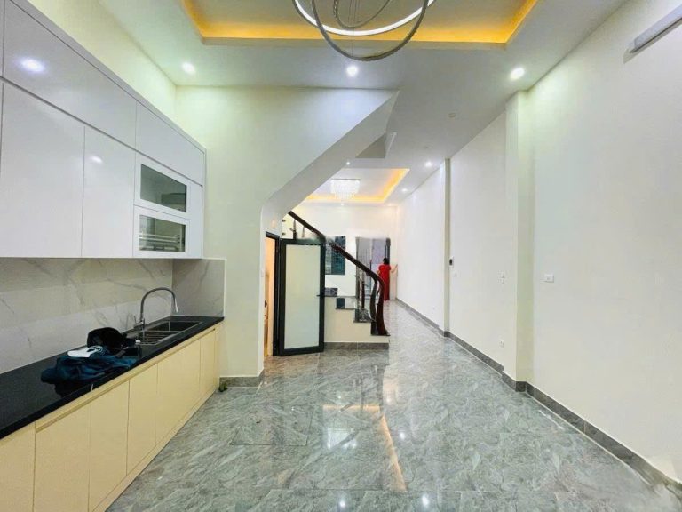 NHÀ RIÊNG 60M2 – 5 NGỦ – ngõ 86 Tô Vĩnh Diện CTVO