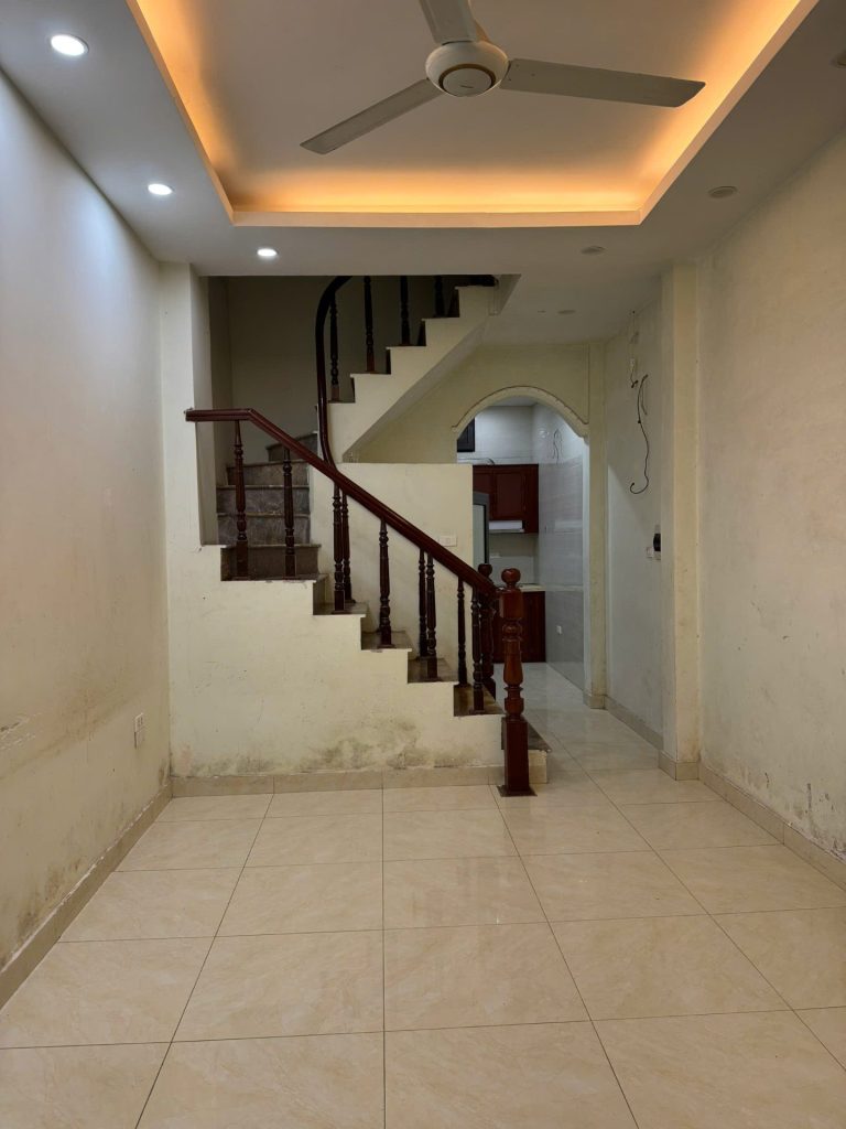 NHÀ RIÊNG 34M2 – 4 NGỦ – ngõ 115 phố Núi Trúc CTVO