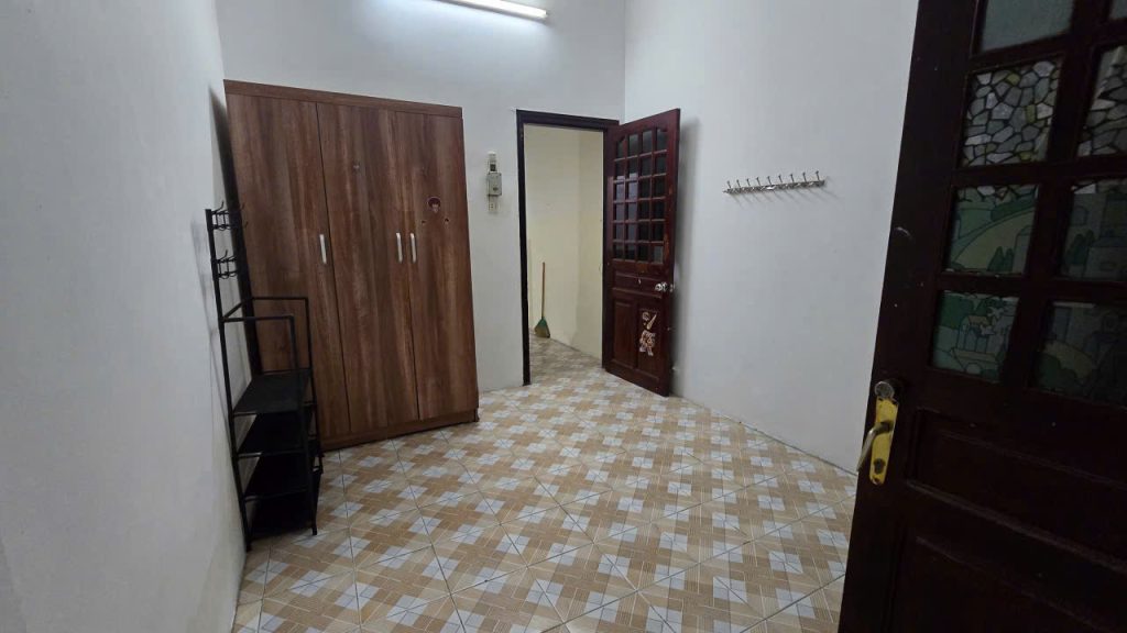 Nhà riêng 60m2 – 5 ngủ – ngõ 175 Thịnh Quang – 12.5 triệu/tháng (CTV 2238) - ảnh 5