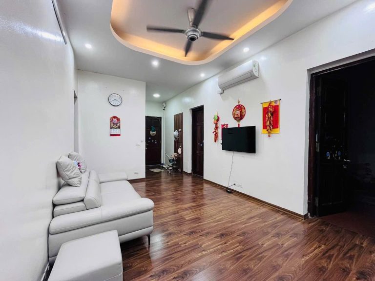 Tập thể (Tầng 3) – 110m2 – 3 ngủ – Tập thể Sông Đà, ngõ 445 Nguyễn Trãi (Ctv8289)