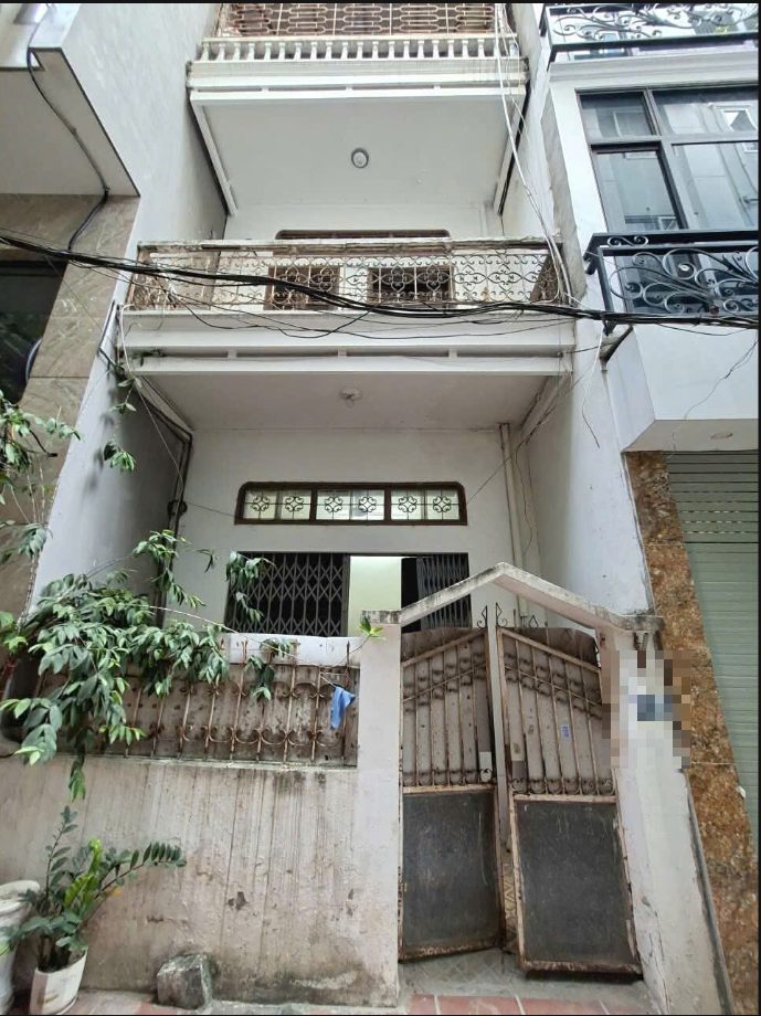 NHÀ RIÊNG 40M2 – 3 NGỦ – ngõ 98 Nguyễn Ngọc Nại CTVO