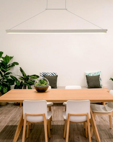 đèn thả trang trí bàn ăn