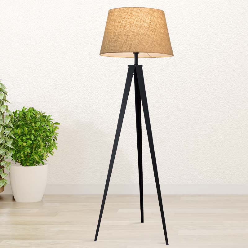 Đèn cây đứng góc sofa 3 chân Venus KD0710109