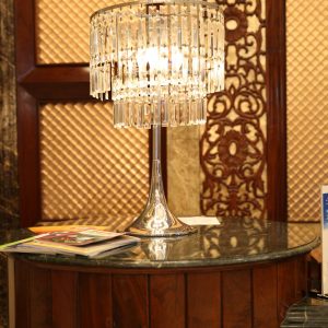 sử dụng nhiều loại đèn trong phòng