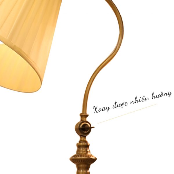 Đèn cây đứng góc sofa cao 1.6m thân giả đồng chụp vải xếp Venus