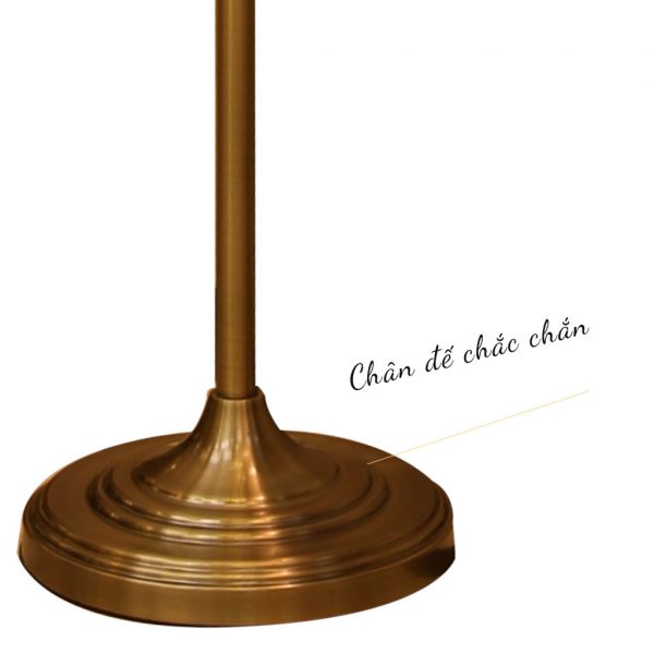 Đèn cây đứng góc sofa cao 1.6m thân giả đồng chụp vải xếp Venus