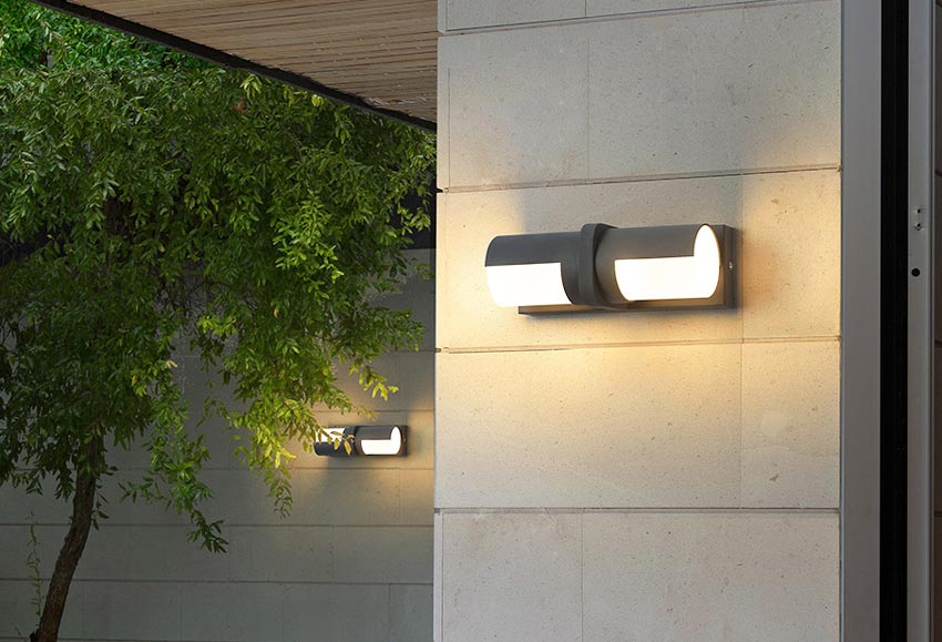 đèn gắn tường ngoài trời