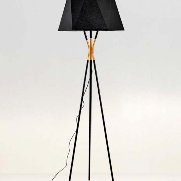 Đèn cây đứng trang trí cao cấp Venus DC567B/18