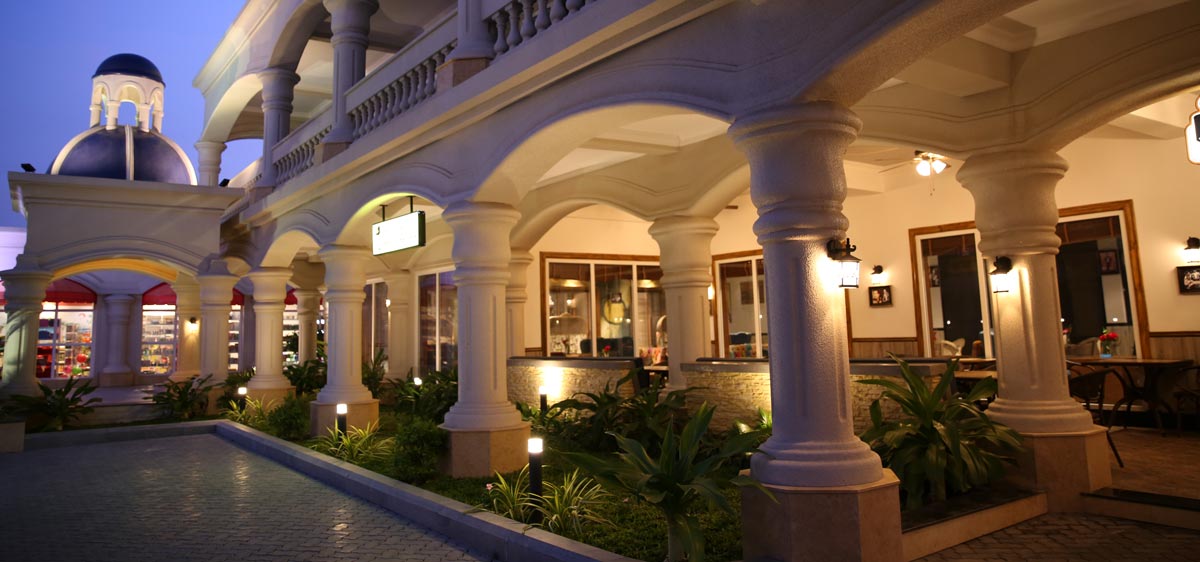 đèn tường trang trí ngoài trời