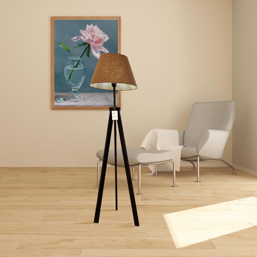 Đèn cây đứng góc sofa 3 chân Venus KD0710109 Đèn cây đứng góc sofa 3 chân Venus KD0710109