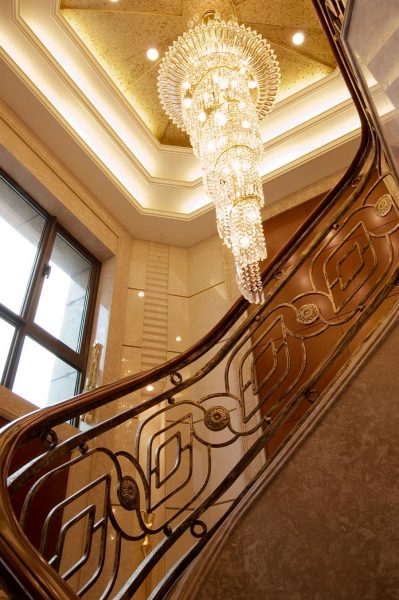 đèn trang trí cầu thang đẹp