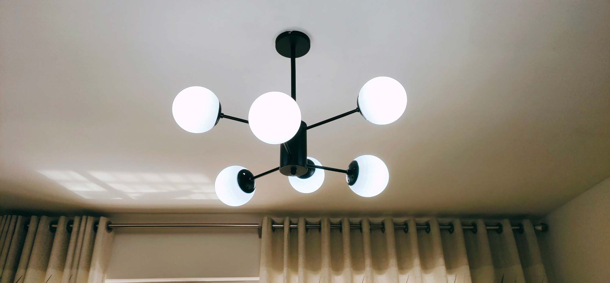 Đèn chùm 8 Bóng Thủy tinh lớn VENUS TCN21