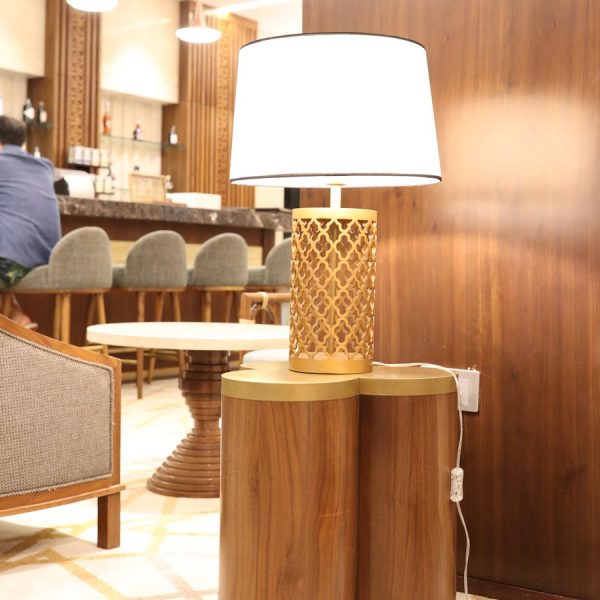 đèn bàn quán cafe