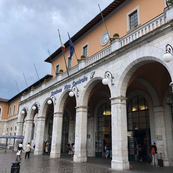 đèn trang trí cổng ngoài trời