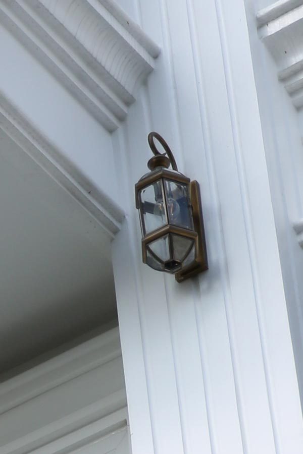 dđèn trang trí nguyễn thị thập