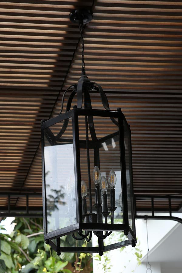 dđèn trang trí nguyễn thị thập