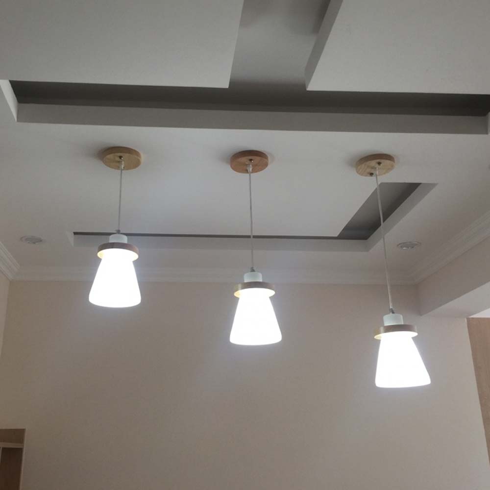 ĐÈN THẢ TRANG TRÍ CHIẾU SÁNG BÀN ĂN CHAO THỦY TINH HÌNH NÓN CHUÔI GỖ CAO CẤP