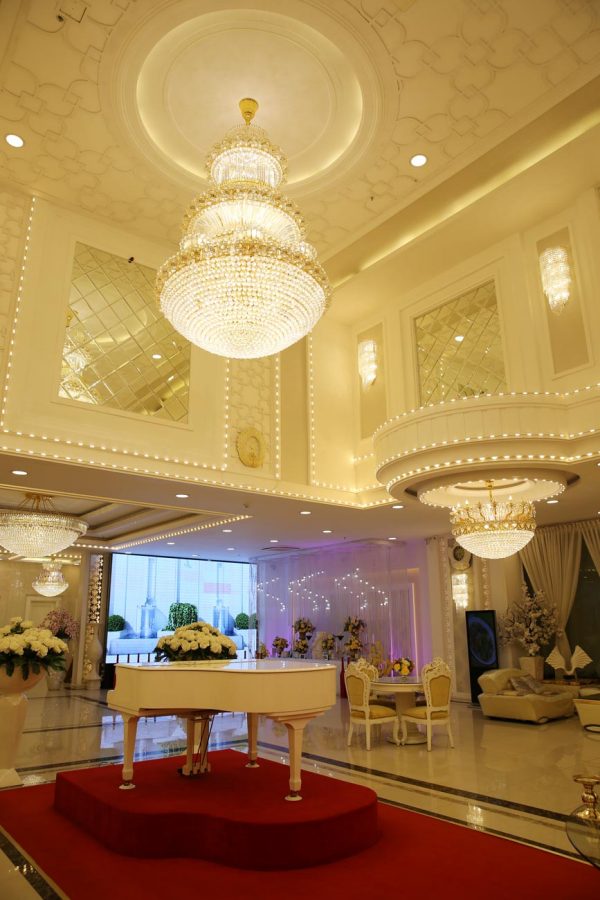 đèn trang trí nhà hàng tiệc cưới quận 10
