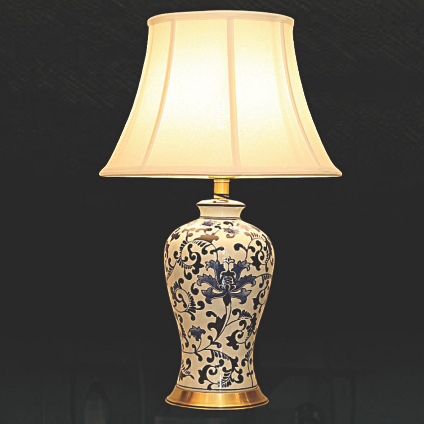 Đèn bàn chụp vải thân gốm VENUS KT9036 Đèn bàn chụp vải thân gốm VENUS KT9036