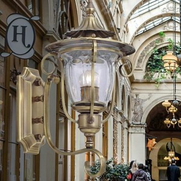 Đèn tường ngoài trời cổ điển Venus L1814M