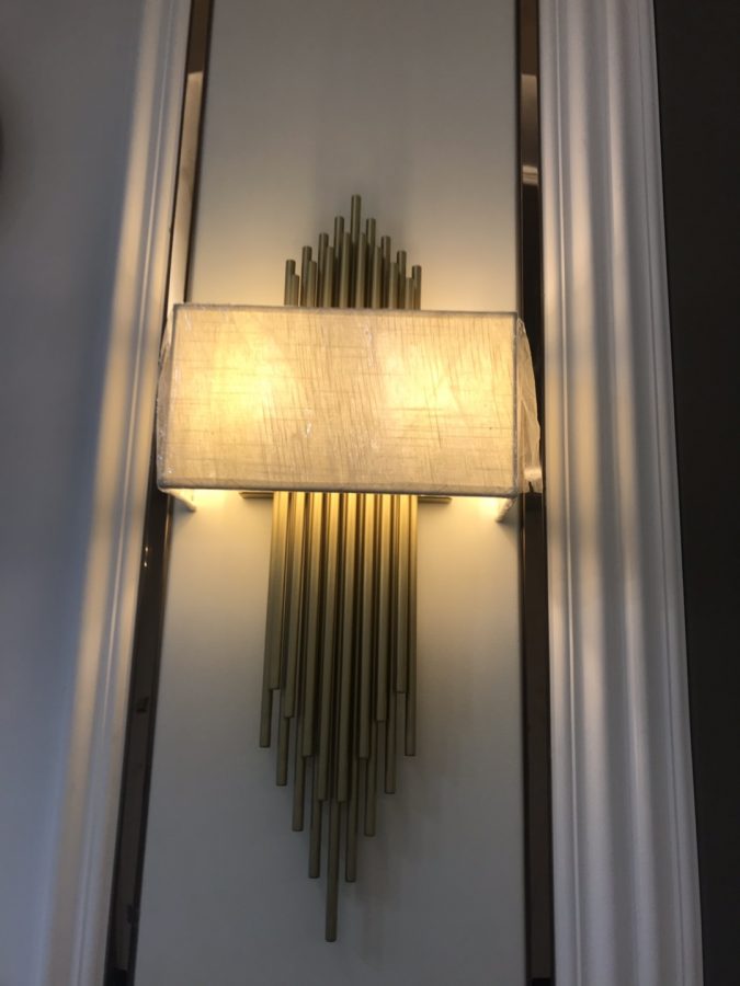 đèn tường đồng hiện đại