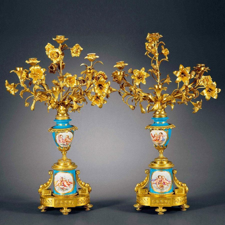 Đèn bàn đồng phong cách hoàng gia châu Âu