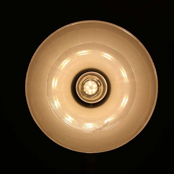 đèn bàn văn phòng chân gỗ