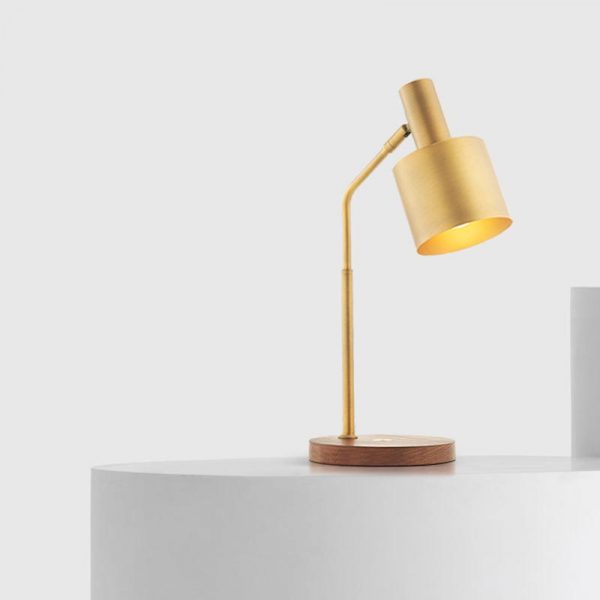 đèn bàn làm việc