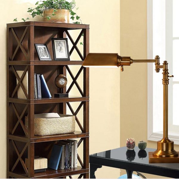 đèn bàn làm việc