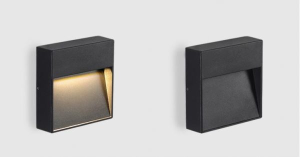 Đèn ốp tường cầu thang