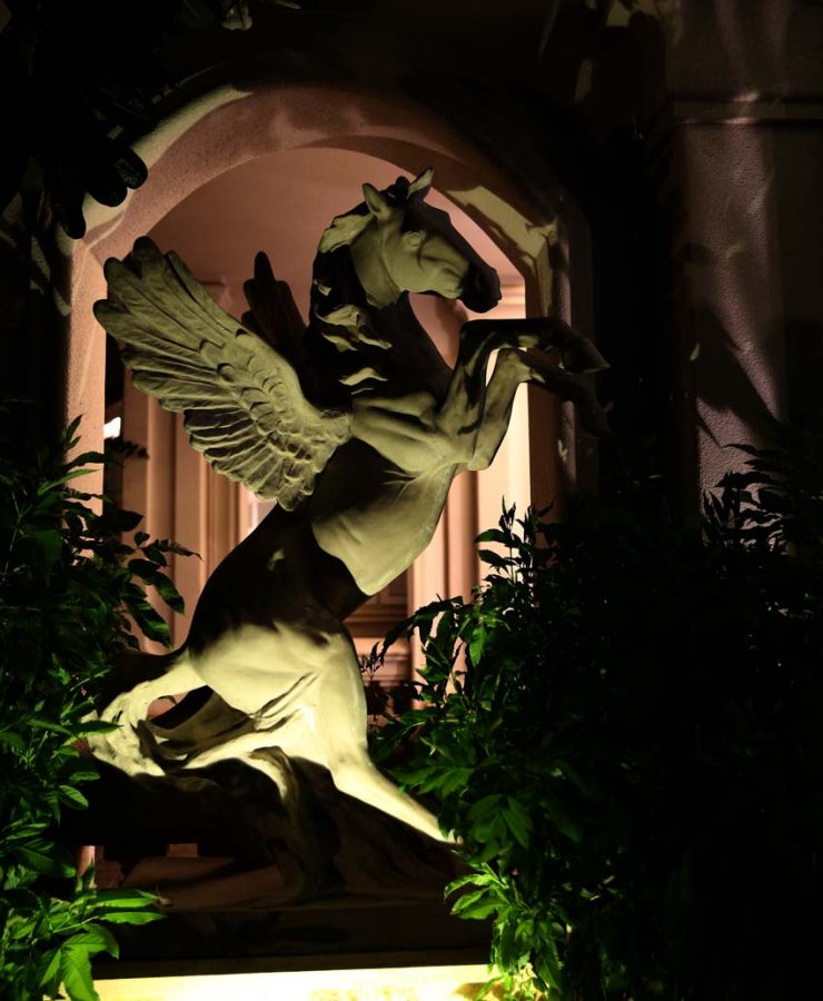 đèn trang trí sân vườn