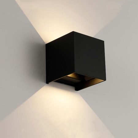 đèn hắt tường hiện đại màu đen hình vuông