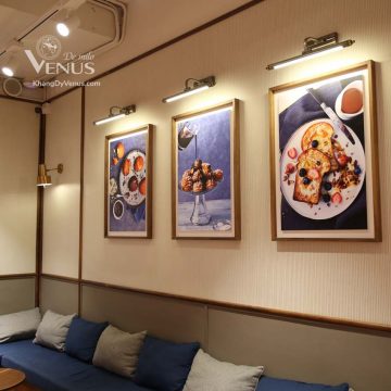 đèn soi tranh rọi tranh soi gương