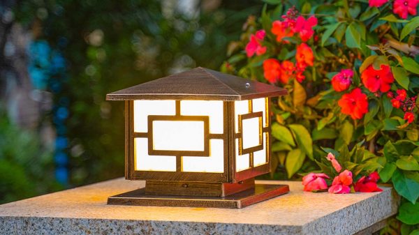 đèn trang trí sân vườn